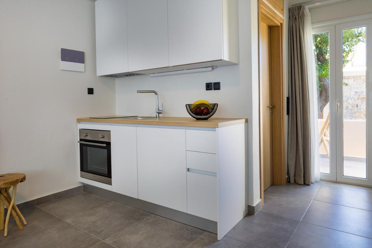 S U E N O - Studios And Apartments, With Shared Pool คาโตดารัตโซ ภายนอก รูปภาพ