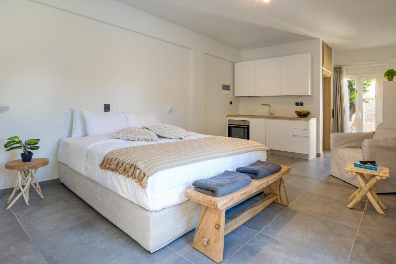 S U E N O - Studios And Apartments, With Shared Pool คาโตดารัตโซ ภายนอก รูปภาพ