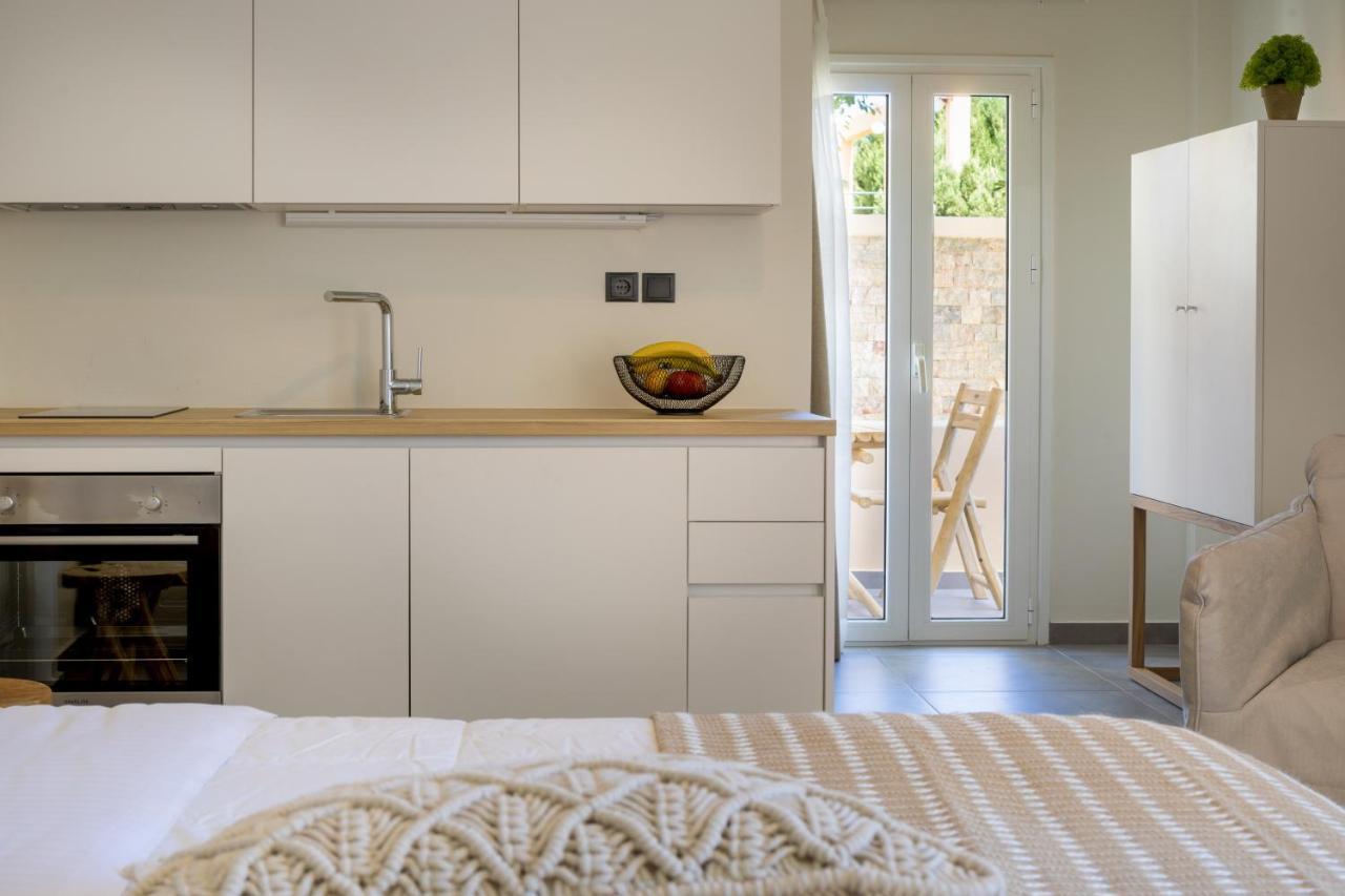 S U E N O - Studios And Apartments, With Shared Pool คาโตดารัตโซ ภายนอก รูปภาพ