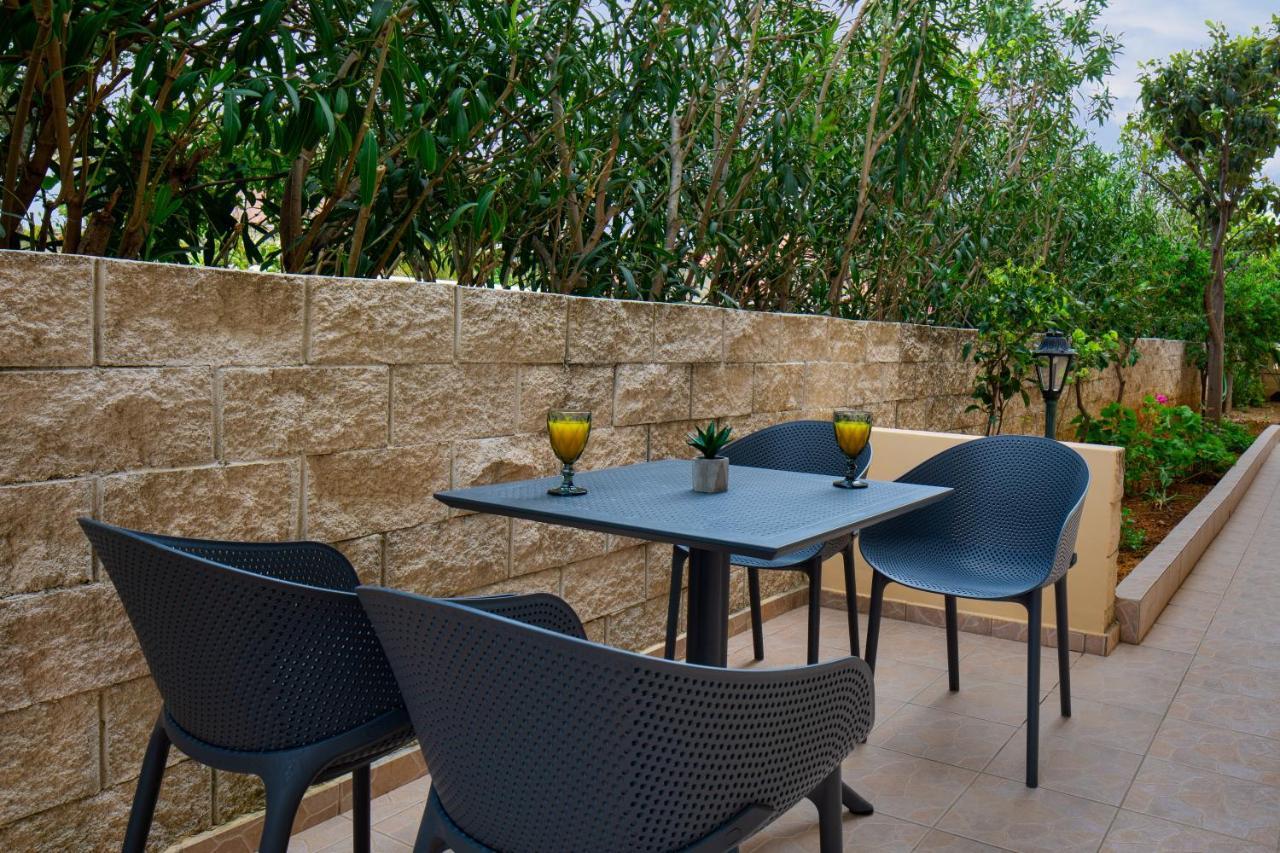 S U E N O - Studios And Apartments, With Shared Pool คาโตดารัตโซ ภายนอก รูปภาพ