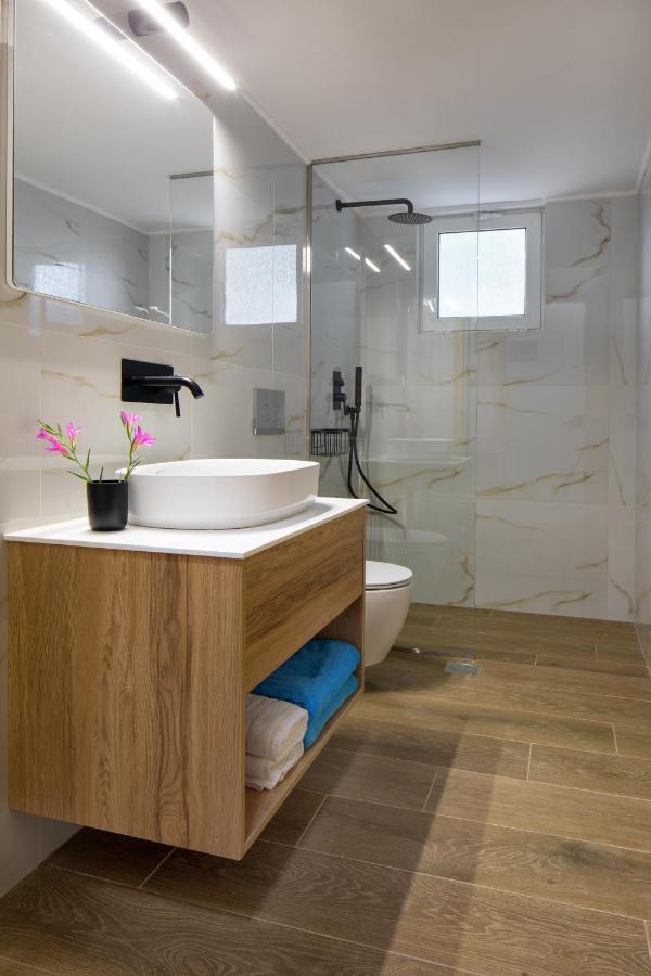 S U E N O - Studios And Apartments, With Shared Pool คาโตดารัตโซ ภายนอก รูปภาพ