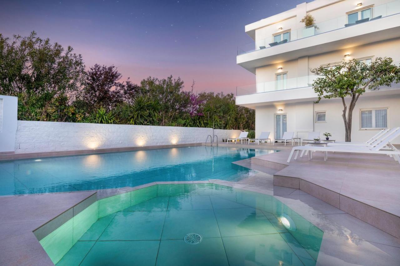 S U E N O - Studios And Apartments, With Shared Pool คาโตดารัตโซ ภายนอก รูปภาพ